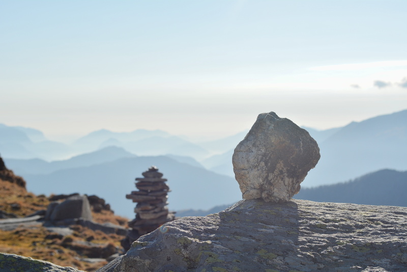 Ometti di sasso vicino alla Capanna Albagno