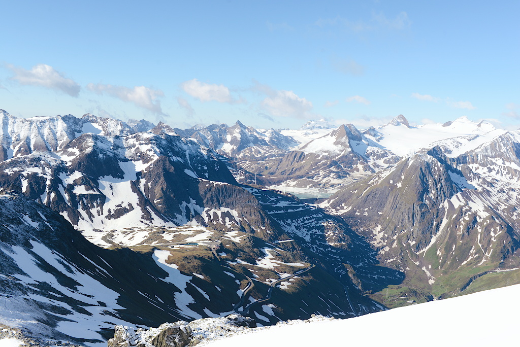 Vista sulla Nufenen e il Corno Gries