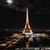 Tour Eiffel di notte.